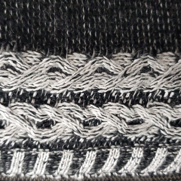 Mystree Woven Long Sleeve Hooded Zip Up Cardigan - Picture 2 of 9